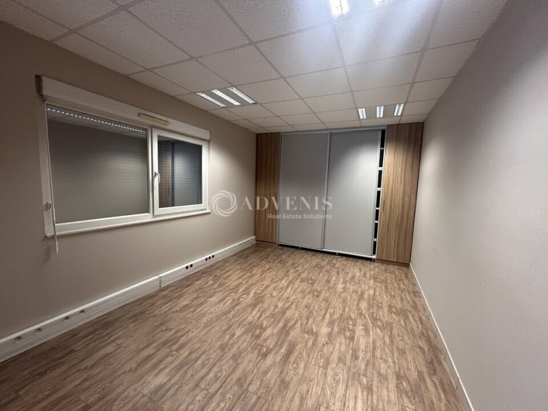 Location Bureaux LE MANS (72000) - Photo 3