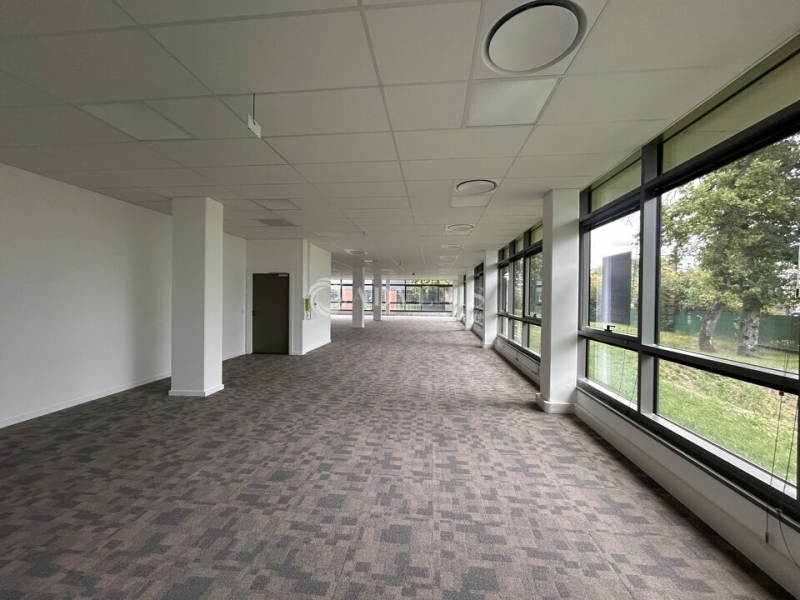 Location Bureaux LE MANS (72000) - Photo 4
