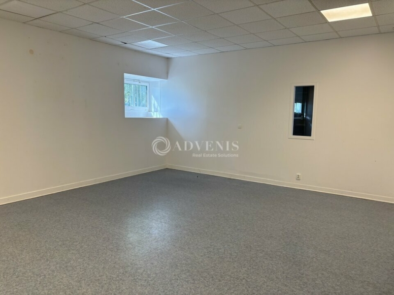 Location Activités Entrepôts LE MANS (72000) - Photo 4