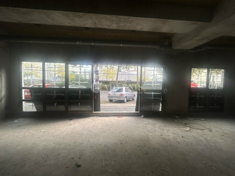 Location Commerces LE MANS (72100) - Photo 2