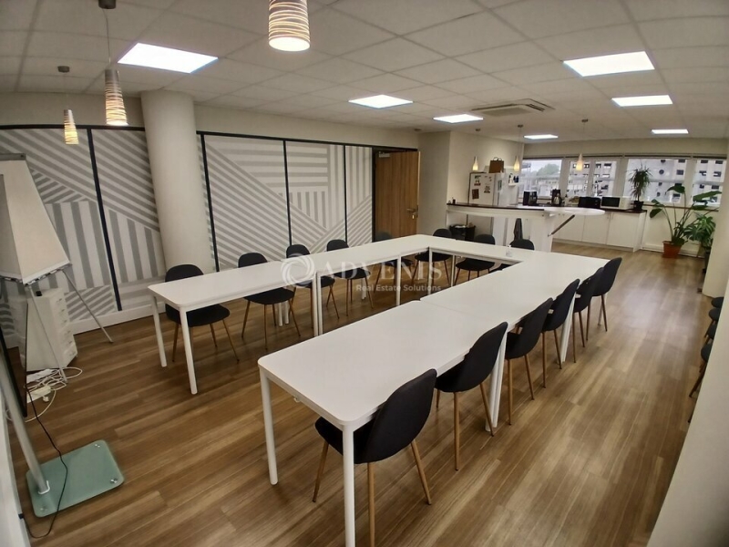 Location Bureaux LE MANS (72100) - Photo 1