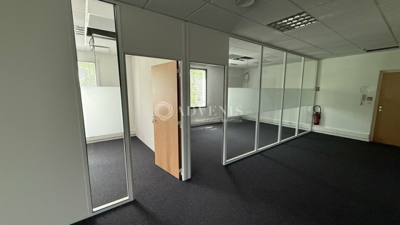 Location Bureaux MONTEVRAIN (77144) - Photo 2