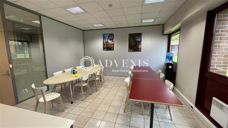 Location Bureaux CHAMPS SUR MARNE (77420) - Photo 9