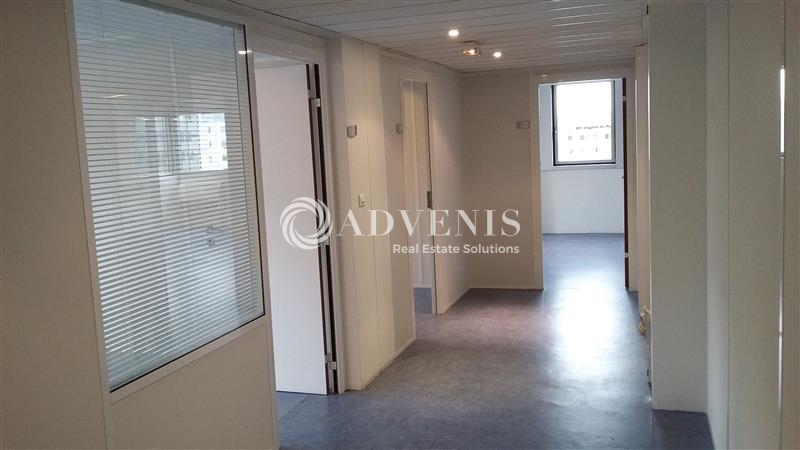 Vente Utilisateur Bureaux NOISY LE GRAND (93160) - Photo 2