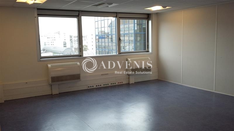 Vente Utilisateur Bureaux NOISY LE GRAND (93160) - Photo 3