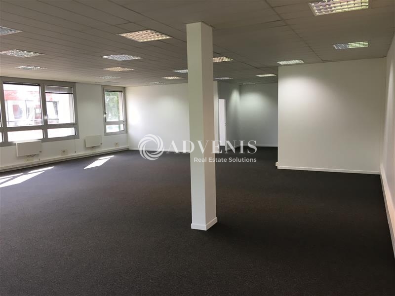 Location Bureaux EMERAINVILLE (77184) - Photo 5