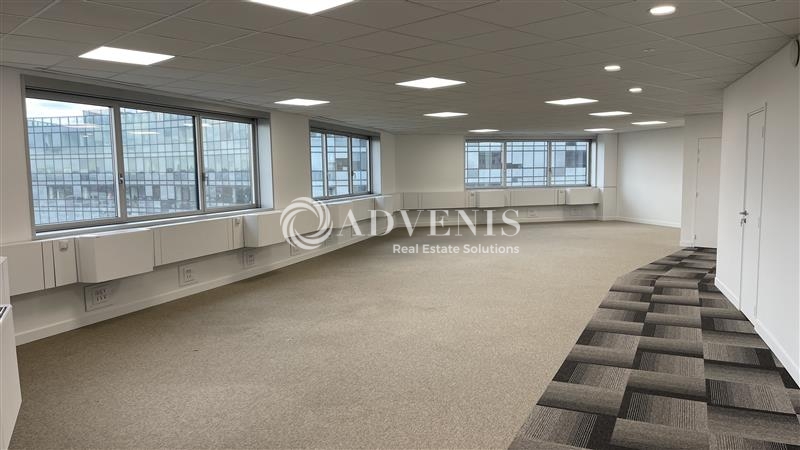 Location Bureaux NOISY LE GRAND (93160) - Photo 1