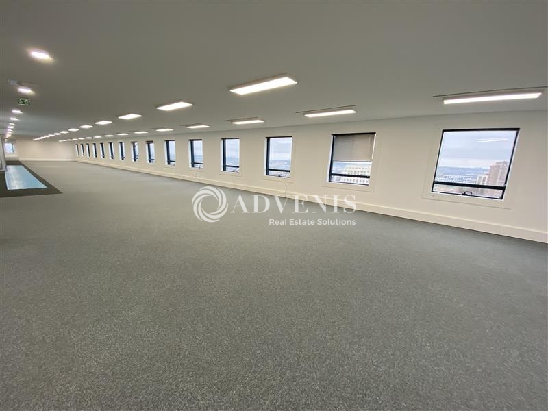 Location Bureaux NOISY LE GRAND (93160) - Photo 8