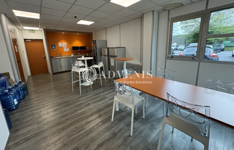 Location Bureaux et activités légères COLLEGIEN (77090) - Photo 1