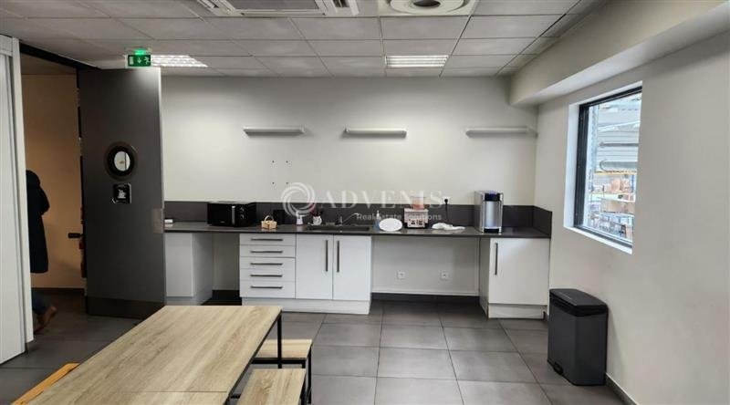 Location Activités Entrepôts FERRIERES-EN-BRIE (77164) - Photo 8