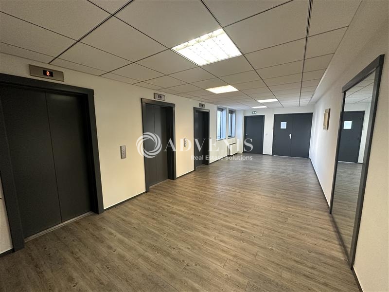 Location Bureaux NOISY LE GRAND (93160) - Photo 8