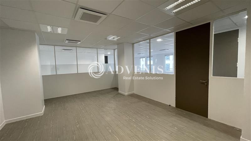 Location Bureaux CHESSY (77700) - Photo 6