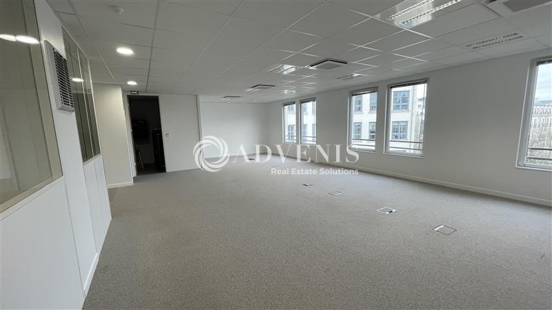 Location Bureaux CHESSY (77700) - Photo 7