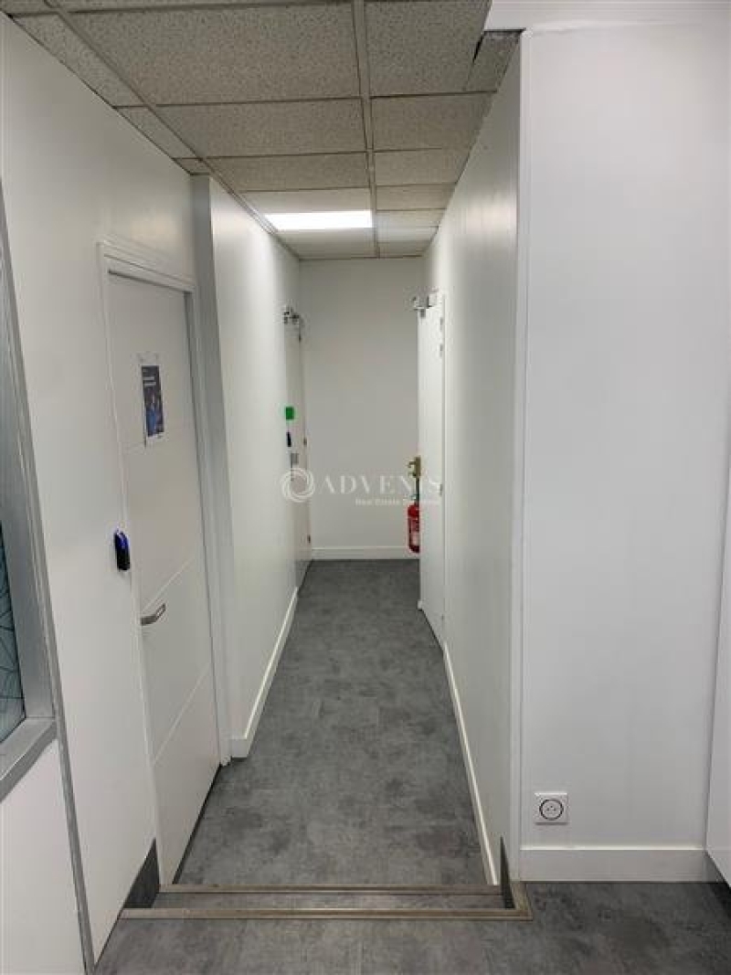 Vente Utilisateur Bureaux CROISSY BEAUBOURG (77183) - Photo 3