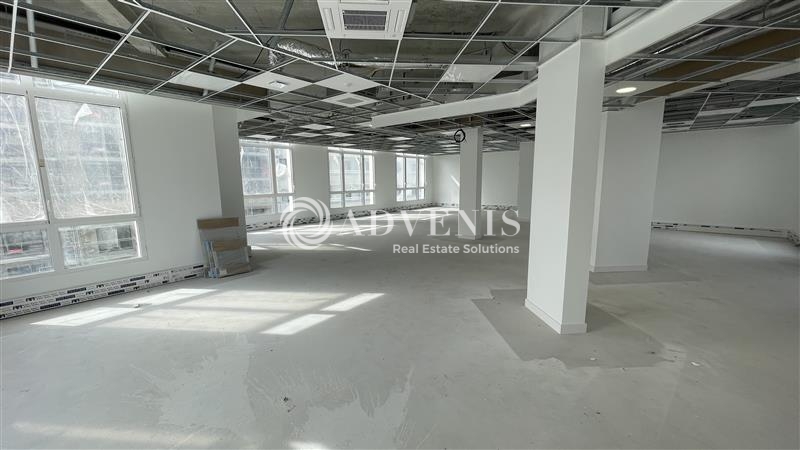 Vente Utilisateur Bureaux CHESSY (77700) - Photo 2