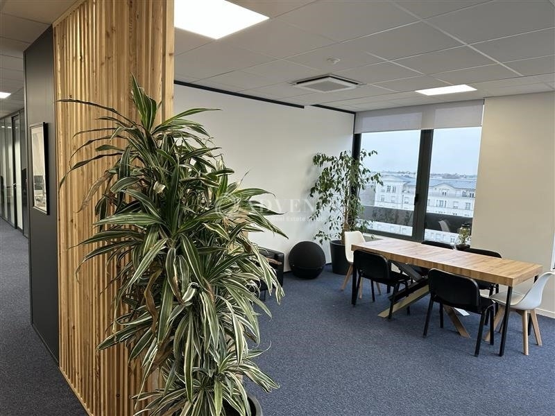 Location Bureaux CHESSY (77700) - Photo 5