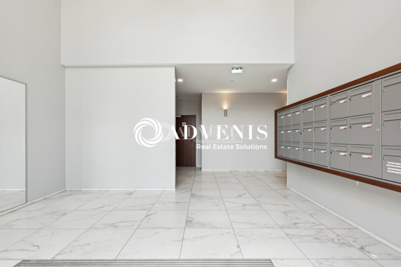 Vente Utilisateur Bureaux CHESSY (77700) - Photo 9