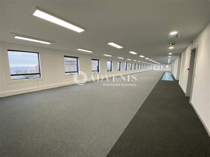 Location Bureaux NOISY LE GRAND (93160) - Photo 4