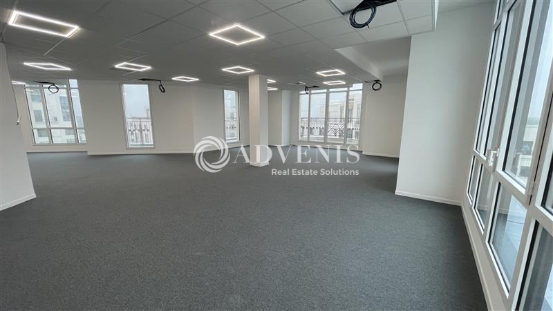 Location Bureaux CHESSY (77700) - Photo 6