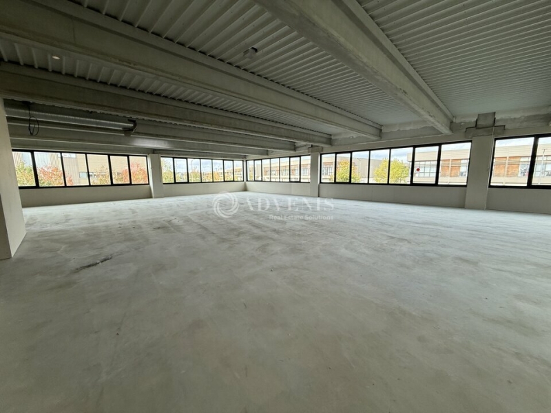 Location Commerces COLLEGIEN (77090) - Photo 2