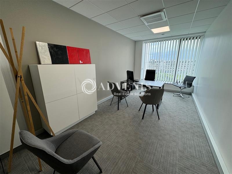 Location Bureaux JOSSIGNY (77600) - Photo 1