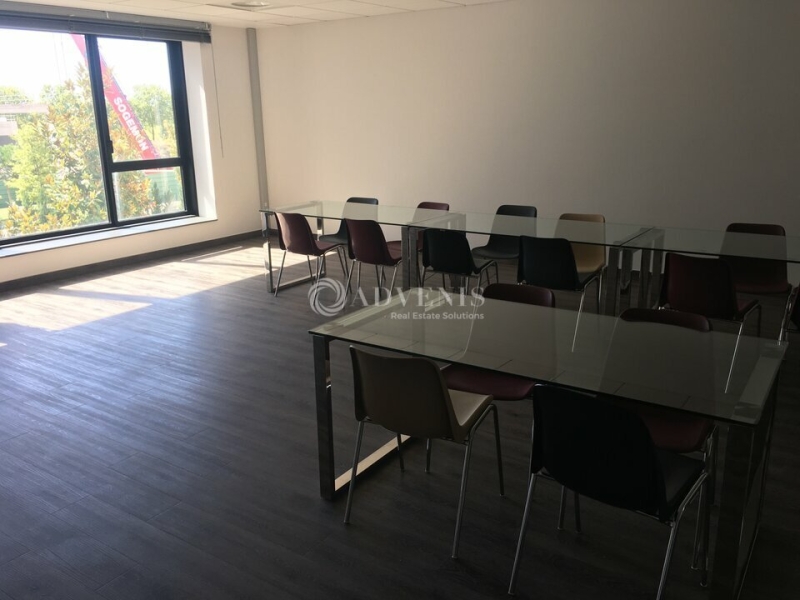 Location Bureaux JOSSIGNY (77600) - Photo 2