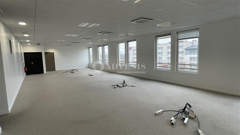 Vente Investisseur Bureaux CHESSY (77700) - Photo 1