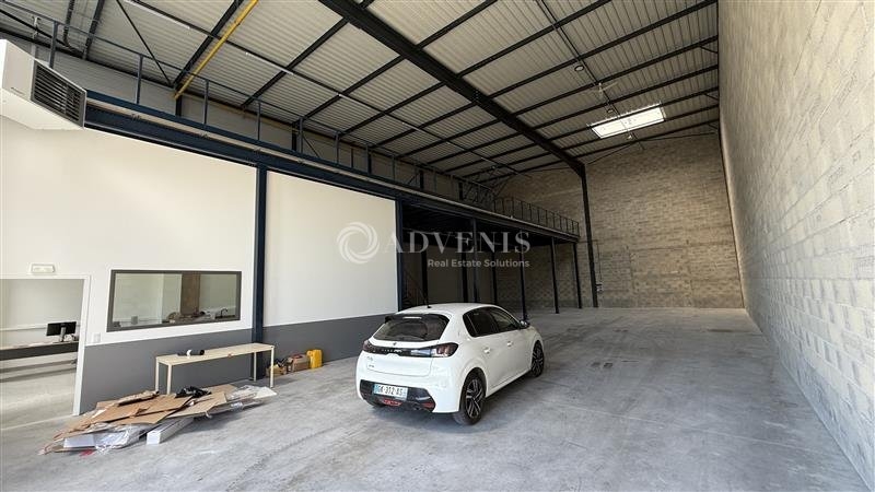 Location Activités Entrepôts SERRIS (77700) - Photo 2