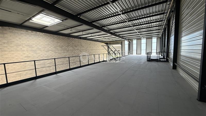 Location Activités Entrepôts SERRIS (77700) - Photo 5