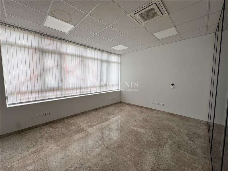Location Bureaux CHESSY (77700) - Photo 4