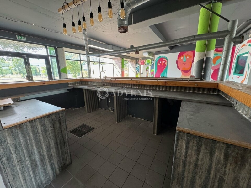 Vente Investisseur Commerces CHAMPS-SUR-MARNE (77420) - Photo 1