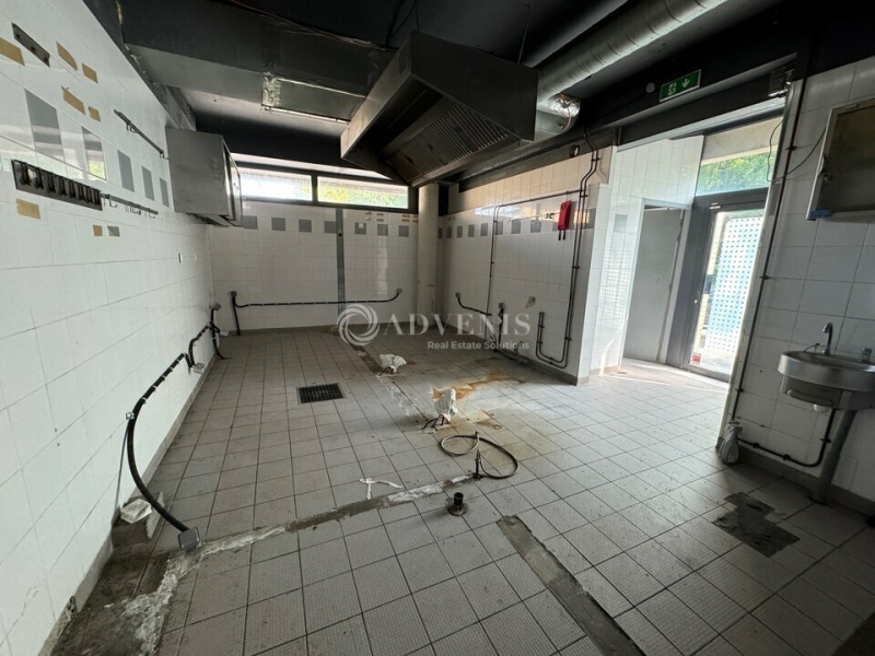 Vente Investisseur Commerces CHAMPS-SUR-MARNE (77420) - Photo 10