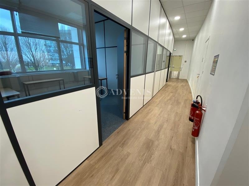 Vente Investisseur Bureaux NOISY LE GRAND (93160) - Photo 8
