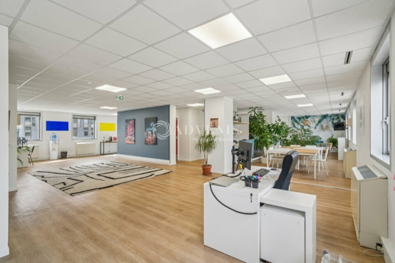 Location Bureaux NOISY LE GRAND (93160) - Photo 1