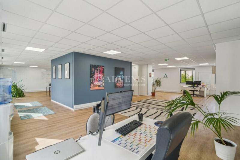Location Bureaux NOISY LE GRAND (93160) - Photo 9