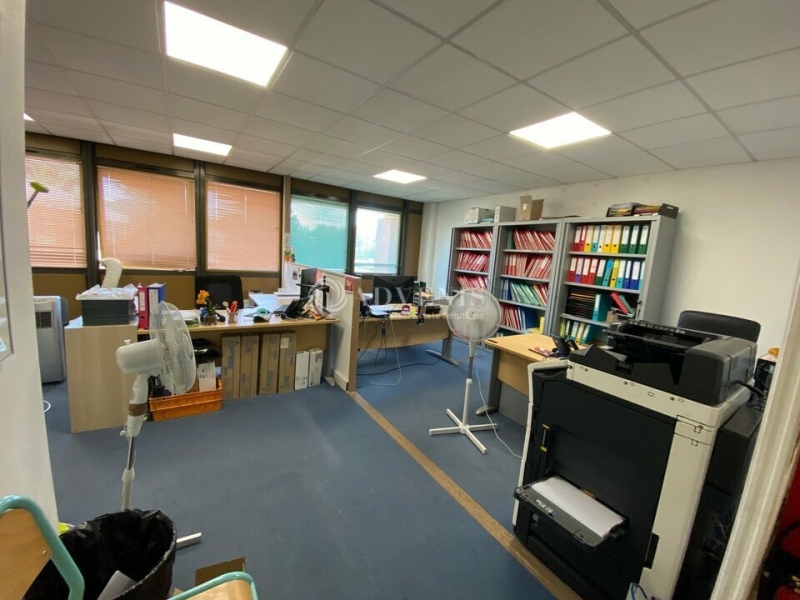 Vente Investisseur Bureaux CROISSY BEAUBOURG (77183) - Photo 1