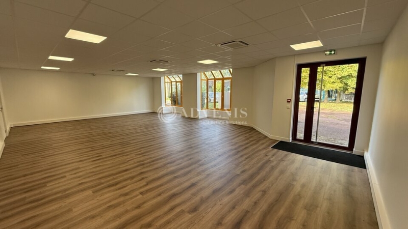 Location Activités Entrepôts CROISSY BEAUBOURG (77183) - Photo 3