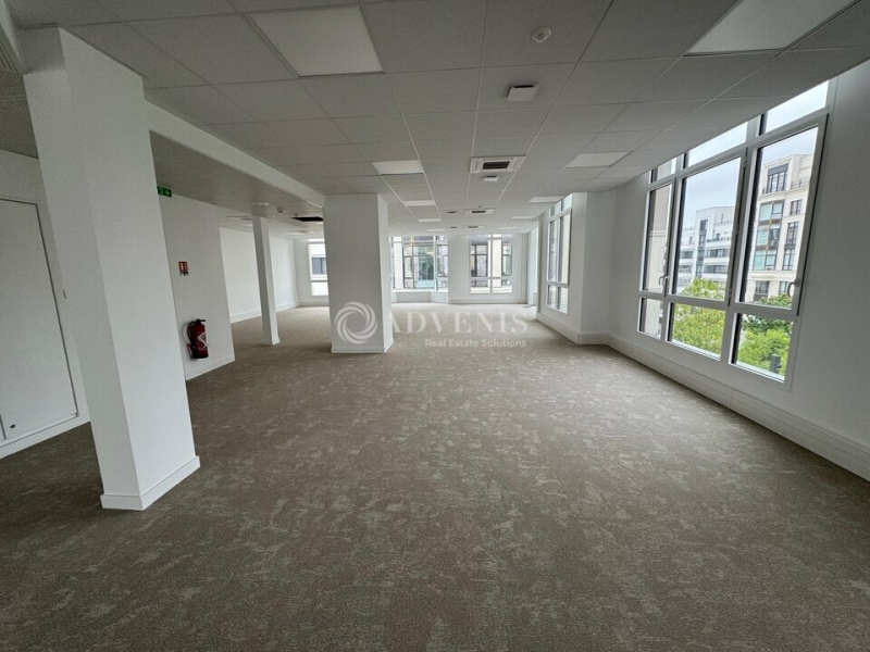 Vente Investisseur Bureaux CHESSY (77700) - Photo 2