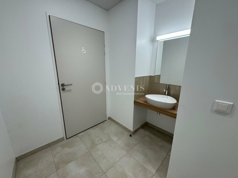 Vente Investisseur Bureaux CHESSY (77700) - Photo 4