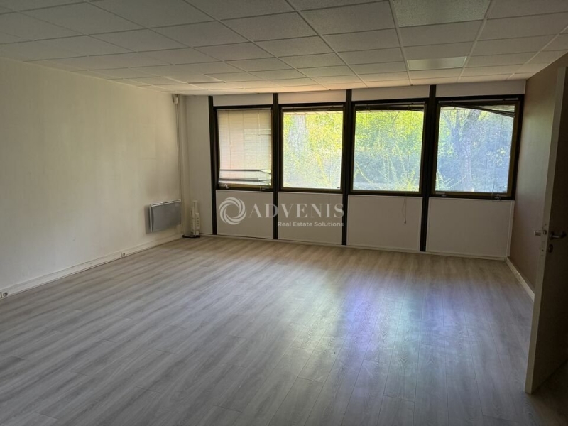 Vente Investisseur Bureaux CROISSY BEAUBOURG (77183) - Photo 1