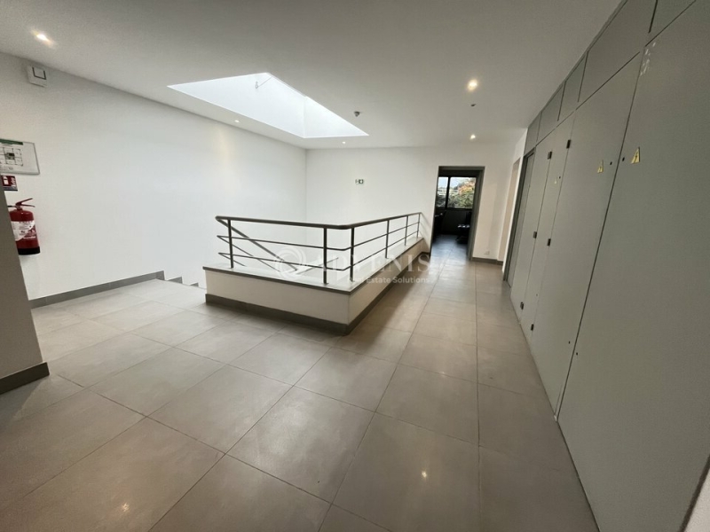 Location Bureaux CHAMPS SUR MARNE (77420) - Photo 8