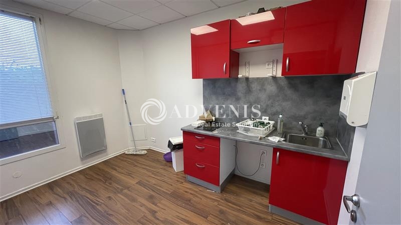 Location Bureaux MAGNY LE HONGRE (77700) - Photo 4