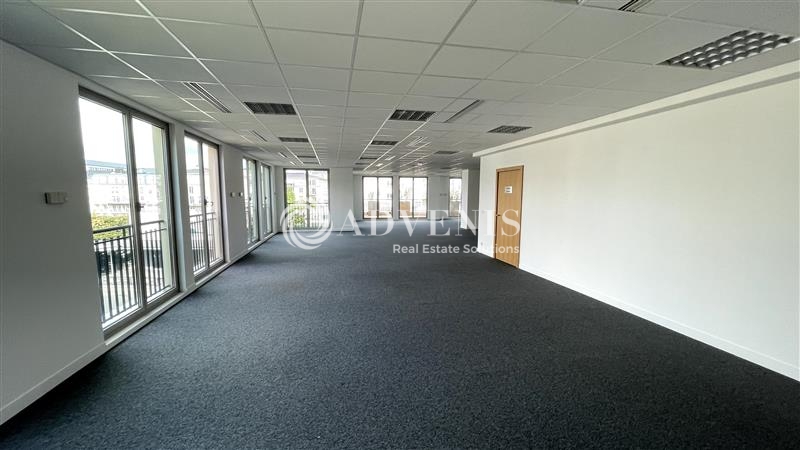 Location Bureaux CHESSY (77700) - Photo 7