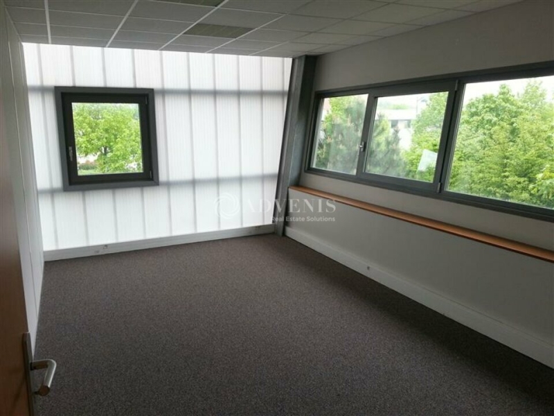 Location Activités Entrepôts SERRIS (77700) - Photo 4