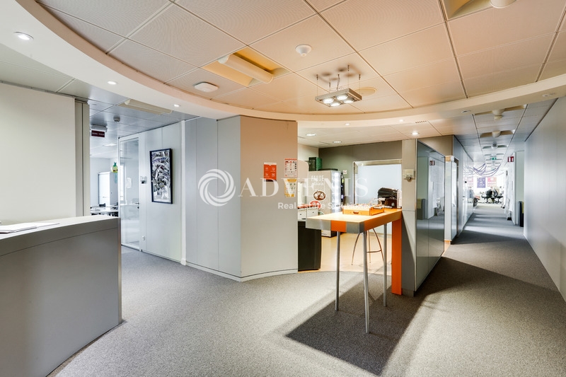 Location Bureaux CHESSY (77700) - Photo 5