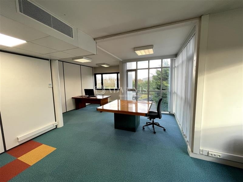 Location Bureaux FERRIERES-EN-BRIE (77164) - Photo 2
