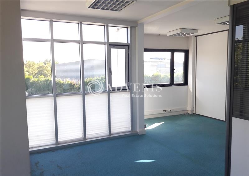 Location Bureaux FERRIERES (77164) - Photo 6