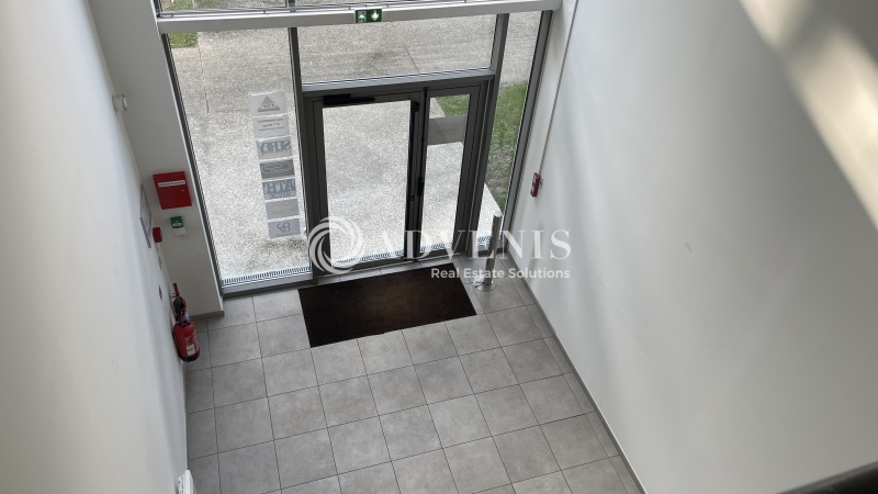 Vente Utilisateur Bureaux FERRIERES (77164) - Photo 5