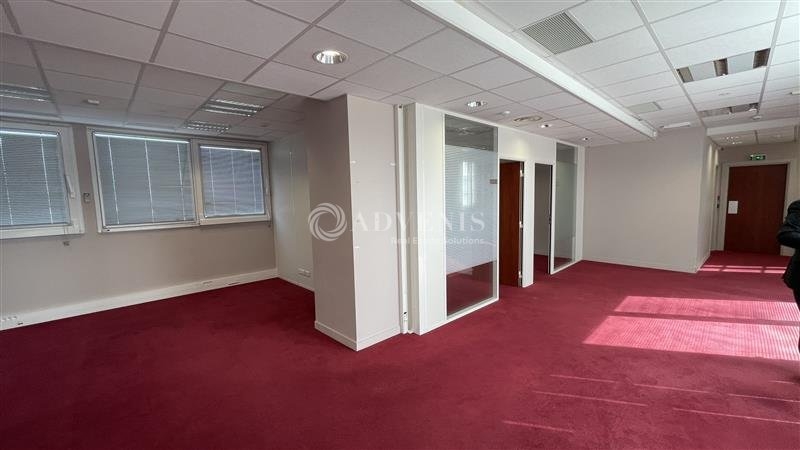 Location Bureaux CHESSY (77700) - Photo 10