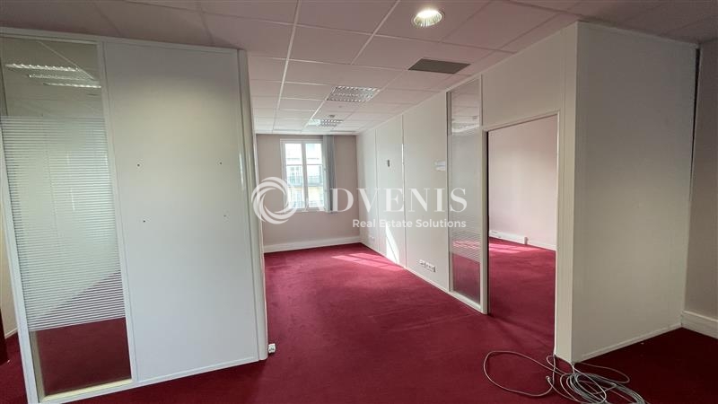 Location Bureaux CHESSY (77700) - Photo 6